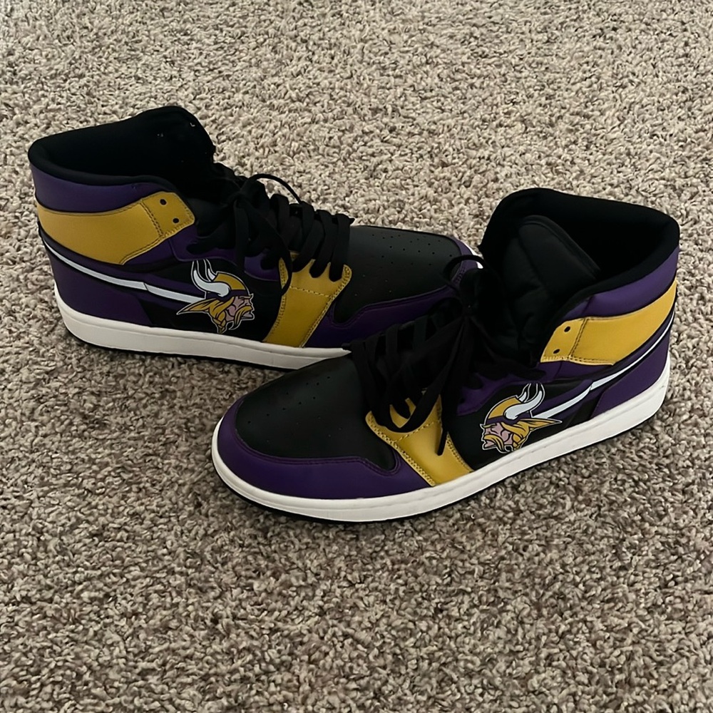 Minnesota Vikings Hightop Sneakers
